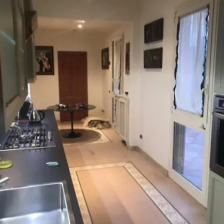 Magis Ac Magis Bedrooms Versilia 招待所 维亚雷焦